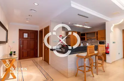 شقة - 2 غرف نوم - 3 حمامات للايجار في فيفا غرب - فيفا بحرية - جزيرة اللؤلؤة - الدوحة