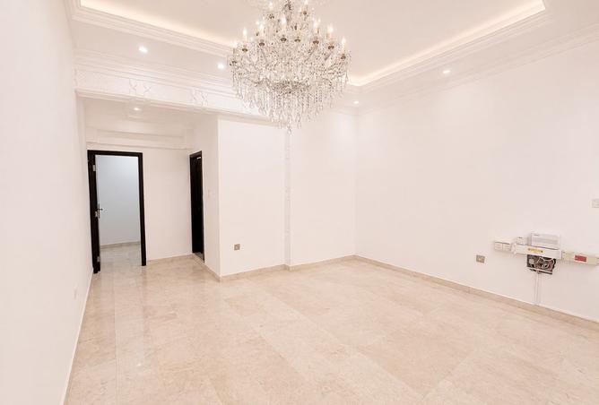 60390240 - Property Image 2