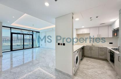 Apartment - 2 Bedrooms - 3 Bathrooms for sale in Marina Tower 02 - Marina District - Lusail