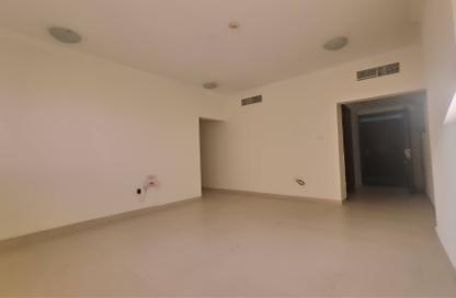 Apartment - 2 Bedrooms - 2 Bathrooms for rent in Al Sadd Road - Al Sadd - Doha