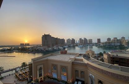 Apartment - 1 Bedroom - 2 Bathrooms for rent in Tower 31 - Porto Arabia - The Pearl Island - Doha