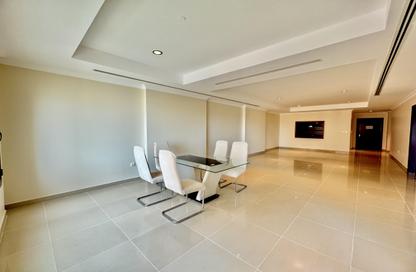 Apartment - 1 Bedroom - 2 Bathrooms for rent in La Croisette - Porto Arabia - The Pearl Island - Doha