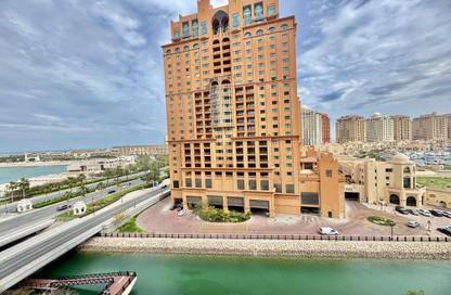 Apartment - 1 Bedroom - 2 Bathrooms for rent in La Croisette - Porto Arabia - The Pearl Island - Doha