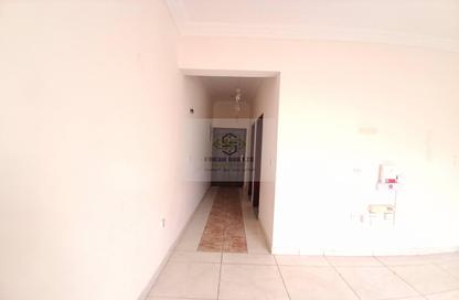 Apartment - 2 Bedrooms - 2 Bathrooms for rent in Muntazah 7 - Al Muntazah - Doha