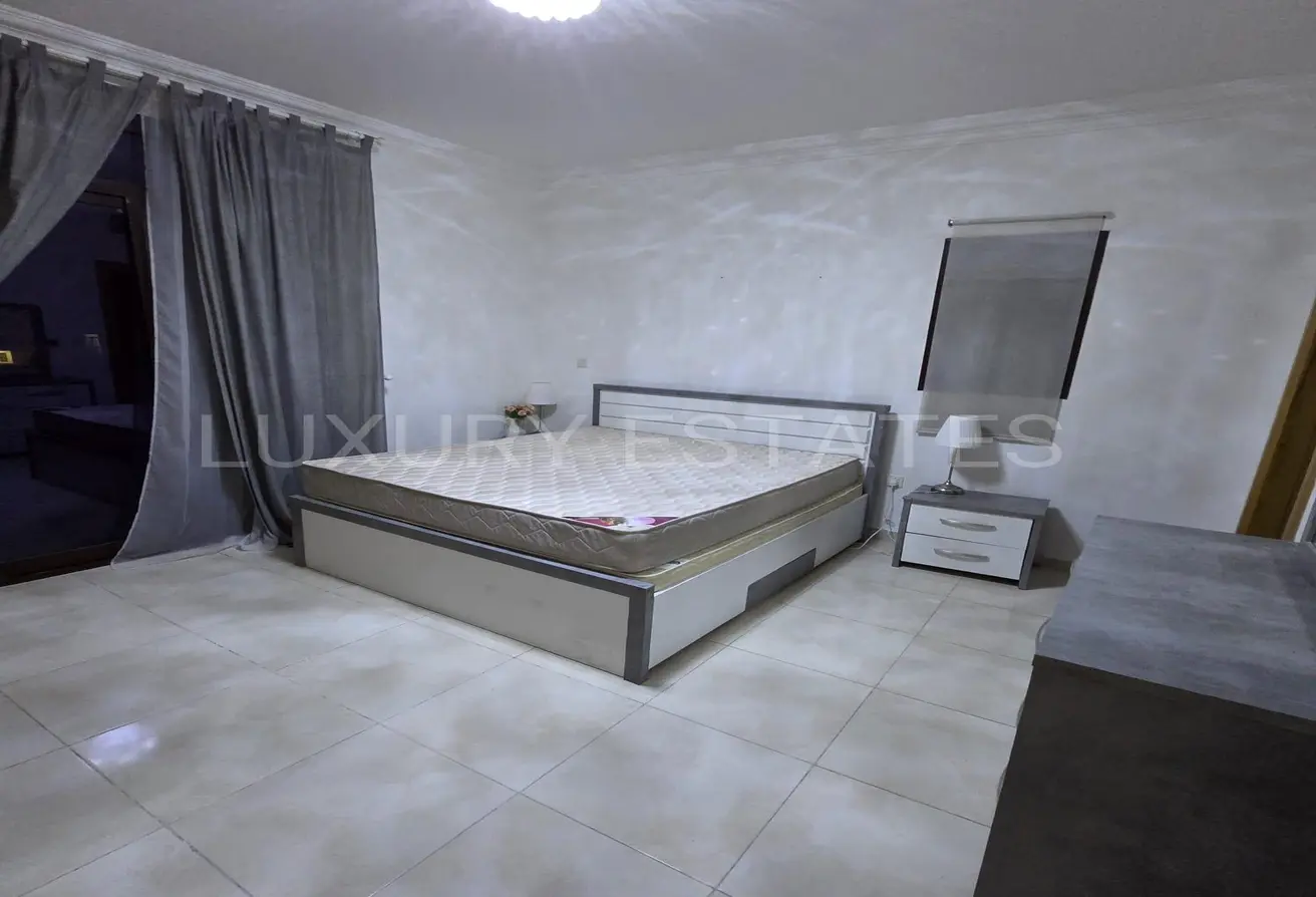 55078843 - Property Main Image