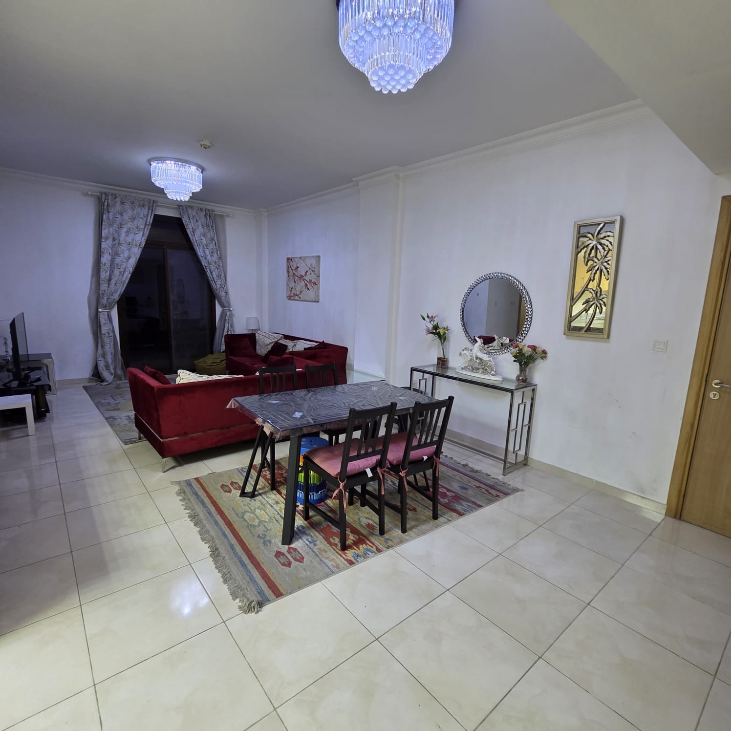 COZY 2BEDROOM FULLY FURNISHED WITH BALCONY thumbnail 10