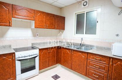 Apartment - 2 - 2 for rent in Corniche Road - Corniche Road - Doha