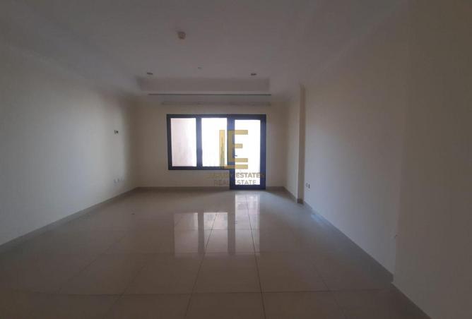 1008645 - Property Image 3