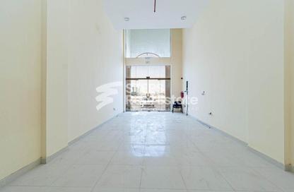 Shop - Studio - 1 Bathroom for rent in East Industrial Street - Birkat Al Awamer - Al Wakra