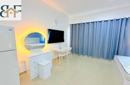 Apartment - Studio - 1 Bathroom for rent in Najma 28 - Ibn Dirhem Street - Najma - Doha