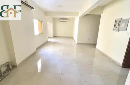 Apartment - 3 Bedrooms - 2 Bathrooms for rent in Al Mansoura - Al Mansoura - Doha