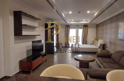 Apartment - 1 Bedroom - 1 Bathroom for rent in Porto Arabia - The Pearl Island - Doha