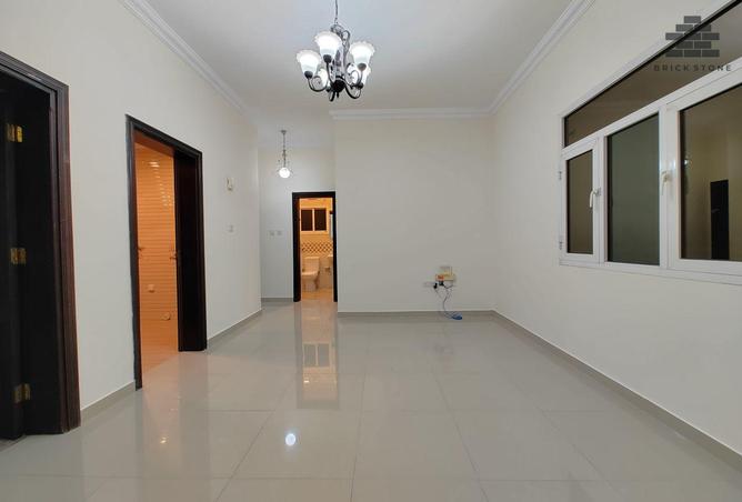 61225113 - Property Main Image