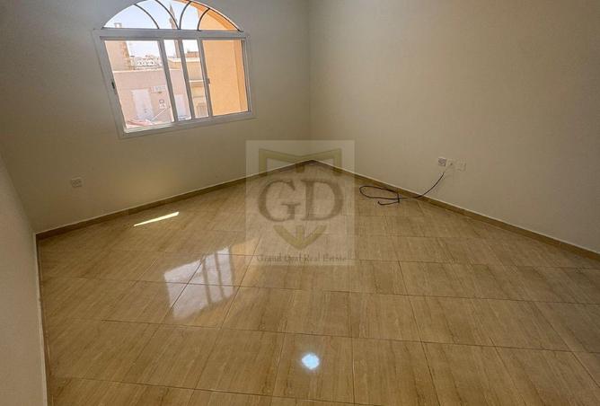 54297330 - صورة العقار 2