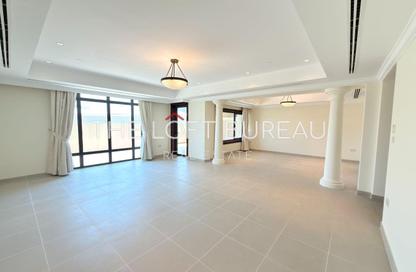 Townhouse - 4 Bedrooms - 5 Bathrooms for rent in East Porto Drive - Porto Arabia - The Pearl Island - Doha Townhouse - 4 Bedrooms - 5 Bathrooms for rent in East Porto Drive - Porto Arabia - The Pearl Island - Doha