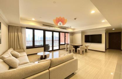 Apartment - 2 Bedrooms - 3 Bathrooms for rent in West Porto Drive - Porto Arabia - The Pearl Island - Doha