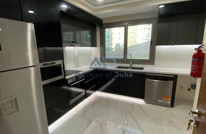 Apartment - 2 Bedrooms - 2 Bathrooms for rent in Danat Qatar - Porto Arabia - The Pearl Island - Doha