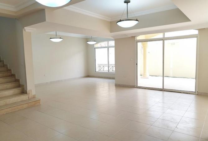 58203193 - Property Image 2
