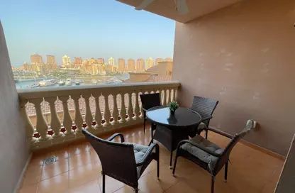 شقة - 2 غرف نوم - 3 حمامات للبيع في طريق بورتو الغربي - بورتو أرابيا - جزيرة اللؤلؤة - الدوحة