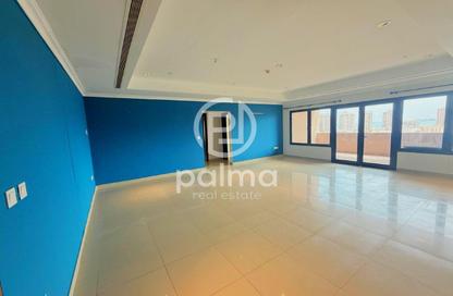 Apartment - 3 Bedrooms - 4 Bathrooms for rent in East Porto Drive - Porto Arabia - The Pearl Island - Doha