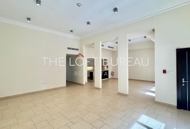 1025408 - Property Image 3