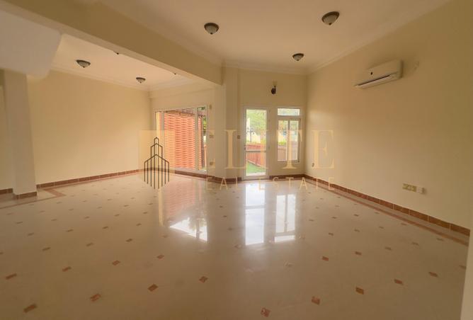 53004133 - Property Main Image