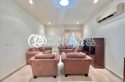 Apartment - 3 Bedrooms - 3 Bathrooms for rent in Al Zubair Bakkar Street - Al Sadd - Doha