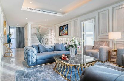 Villa - 5 Bedrooms - 6 Bathrooms for rent in Abraj Bay - Abraj Quartiers - The Pearl Island - Doha
