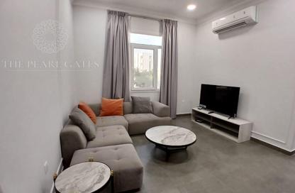 Apartment - 3 Bedrooms - 3 Bathrooms for rent in Al Nasr Street - Al Nasr - Doha
