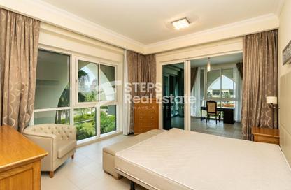 Apartment - 2 Bedrooms - 3 Bathrooms for rent in Viva West - Viva Bahriyah - The Pearl Island - Doha