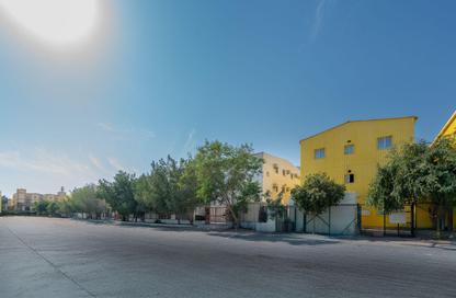 Apartment - 2 Bedrooms - 2 Bathrooms for rent in Abu Nakhla - Doha