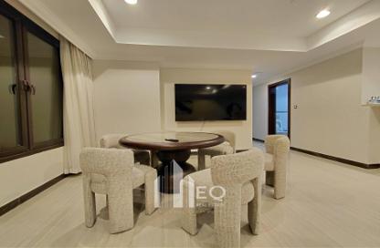 Apartment - 2 Bedrooms - 2 Bathrooms for rent in East Porto Drive - Porto Arabia - The Pearl Island - Doha