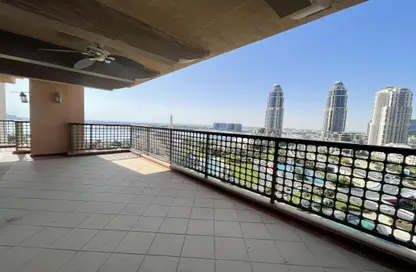 شقة - 2 غرف نوم - 3 حمامات للايجار في طريق بورتو الشرقي - بورتو أرابيا - جزيرة اللؤلؤة - الدوحة