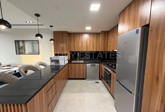 63305382 - Property Image 2