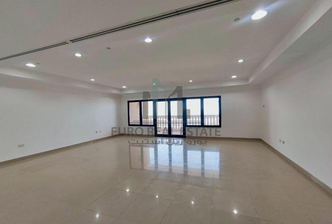 56826382 - Property Image 3