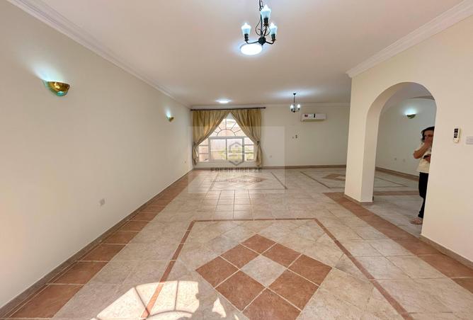 52908989 - Property Image 3