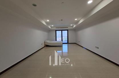 Apartment - Studio - 1 Bathroom for rent in West Porto Drive - Porto Arabia - The Pearl Island - Doha
