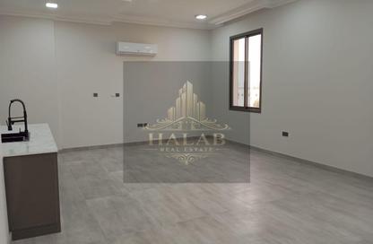 Apartment - Studio - 1 Bathroom for rent in Al Sadd Road - Al Sadd - Doha