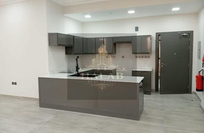 Apartment - Studio - 1 Bathroom for rent in Al Sadd Road - Al Sadd - Doha