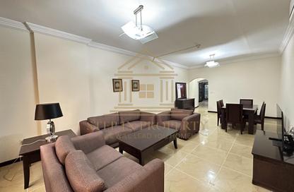 Apartment - 2 Bedrooms - 2 Bathrooms for rent in Al Sadd Tourist Apartments - Al Sadd - Doha