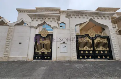 Villa - 7+ Bedrooms - 7+ Bathrooms for rent in Umm Salal Mahammad - Umm Salal City - Doha