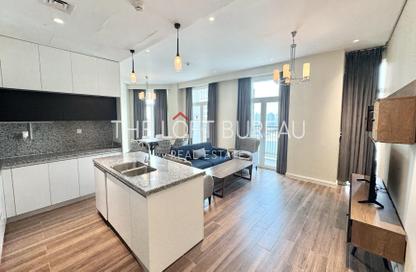 Apartment - 2 Bedrooms - 3 Bathrooms for sale in Floresta Gardens - Floresta Gardens - The Pearl Island - Doha