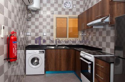 Apartment - 3 Bedrooms - 2 Bathrooms for rent in Al Nasr Street - Al Nasr - Doha