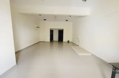 Apartment - 3 Bedrooms - 2 Bathrooms for rent in Somerset Al Mansoura - Al Mansoura - Doha