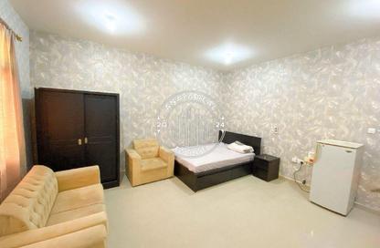 Villa - Studio - 1 Bathroom for rent in Bu Hamour Street - Abu Hamour - Doha