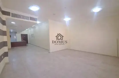 شقة - 3 غرف نوم - 3 حمامات للايجار في شارع الزبير بكار - السد - الدوحة