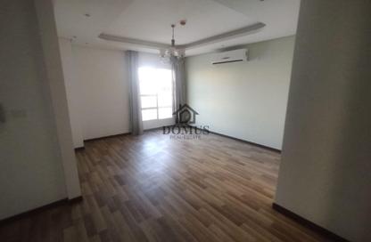 Apartment - 2 Bedrooms - 1 Bathroom for rent in Al Zubair Bakkar Street - Al Sadd - Doha
