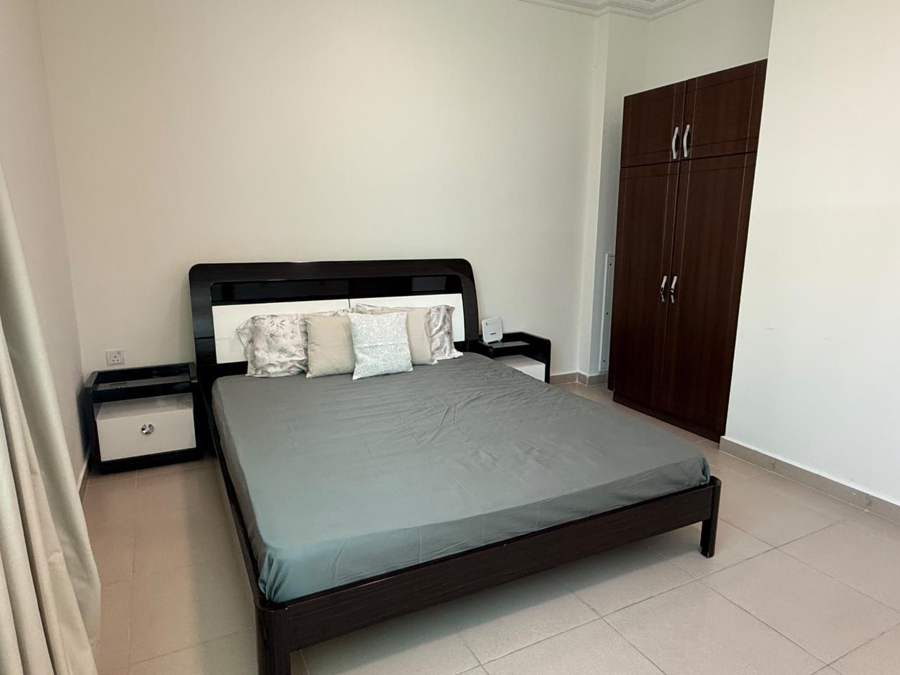 LUXURY 2BEDROOM FULLY FURNISHED WITH BALCONY thumbnail 4