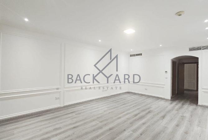 1032093 - Property Image 2