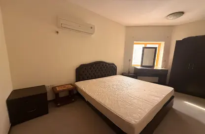 Apartment - 1 Bedroom - 1 Bathroom for rent in Umm Ghuwailina 4 - Umm Ghuwailina - Doha